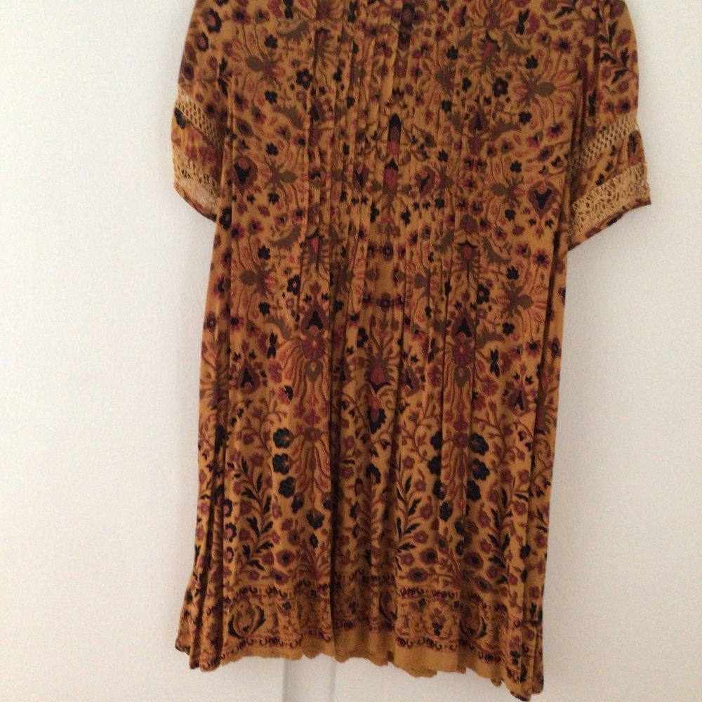 Urban Outfitters Dress - Picture 2 of 2